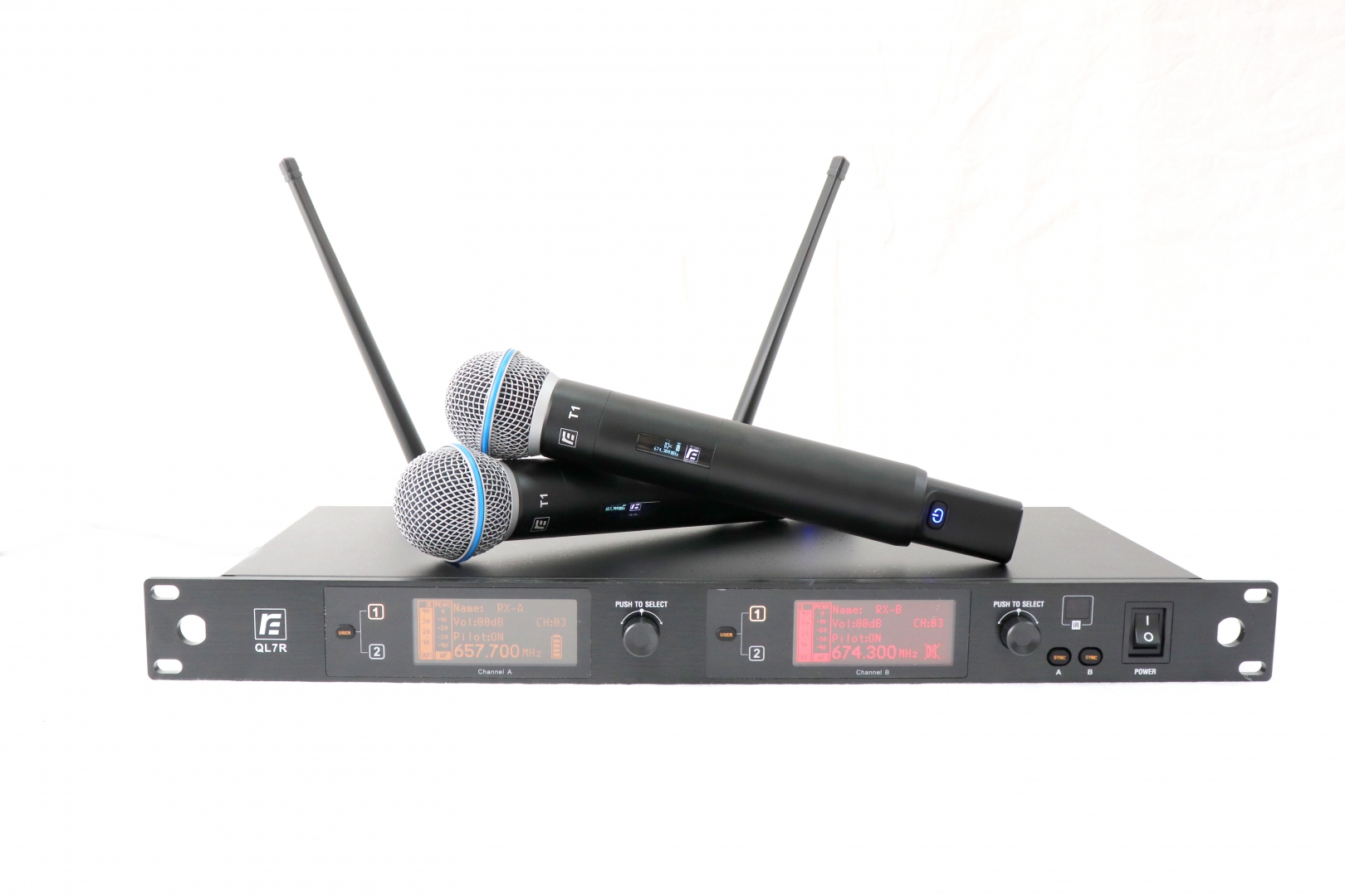 RFIntell QL7R/T1-B 720,500-754,000 МГц 2-канальная радиосистема с 2-мя ручными микрофонами в Советске